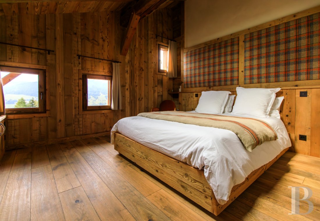 A 19th-century farmhouse preserved in its original state and completely renovated at the foot of Mont d'Arbois, in Megève - photo  n°40
